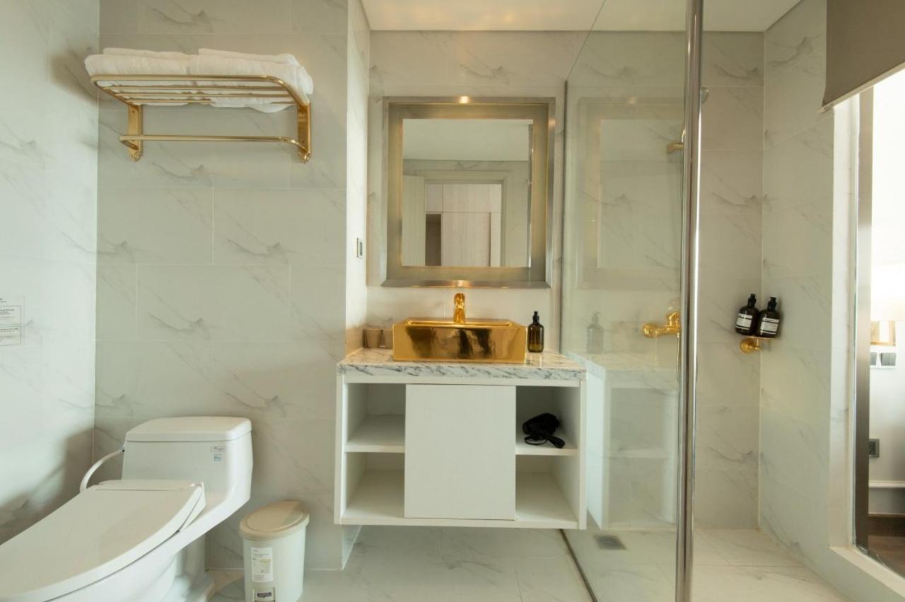 Golden Apartment With Sea View Da Nang Exterior foto