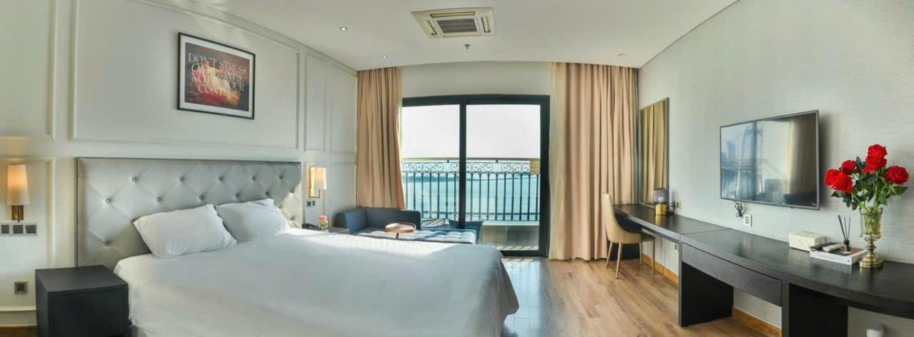 Golden Apartment With Sea View Da Nang Exterior foto